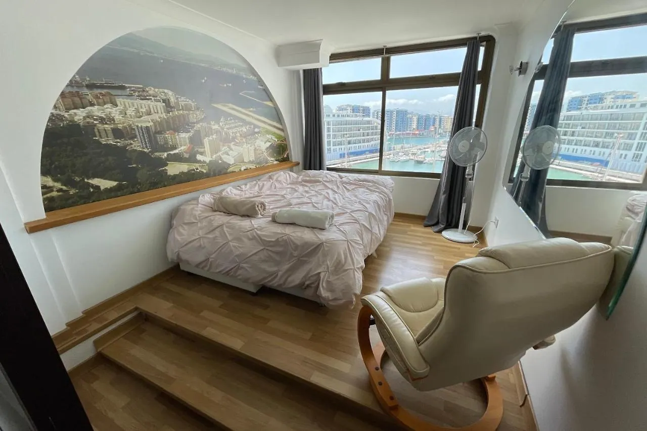 Neptune Suite-Hosted By Sweetstay Gibraltar